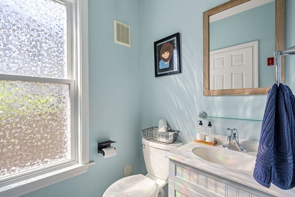 362 Water St, Haverhill, MA, 362 Water St, Haverhill, MA Photo #21
