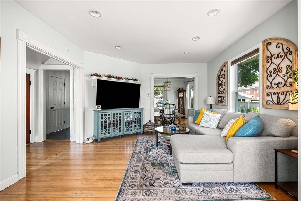 362 Water St, Haverhill, MA, 362 Water St, Haverhill, MA Photo #16