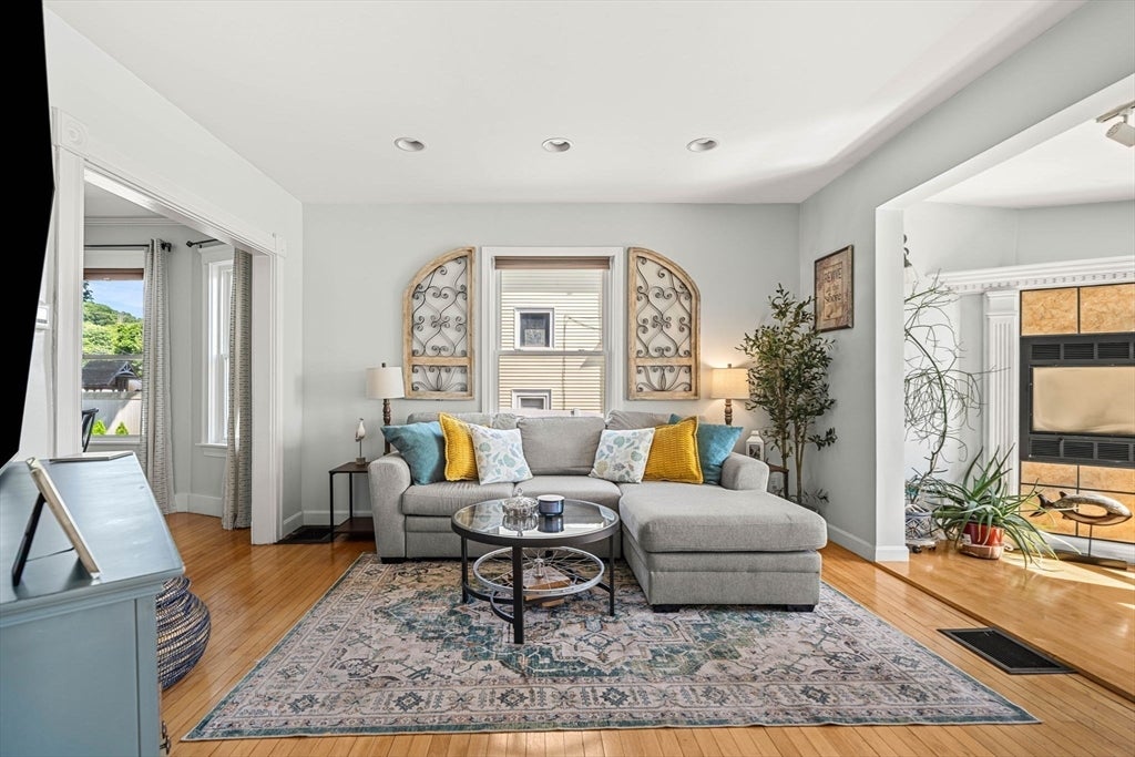 362 Water St, Haverhill, MA, 362 Water St, Haverhill, MA Photo #18