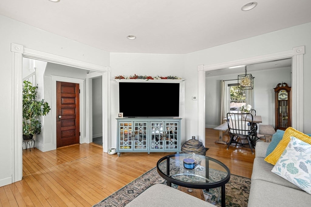 362 Water St, Haverhill, MA, 362 Water St, Haverhill, MA Photo #14