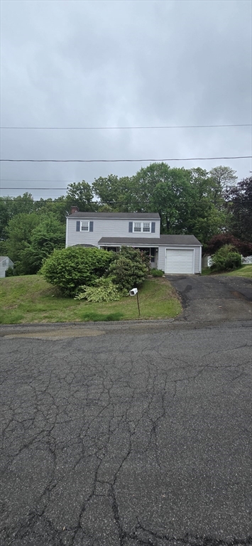 119 Longwood Dr