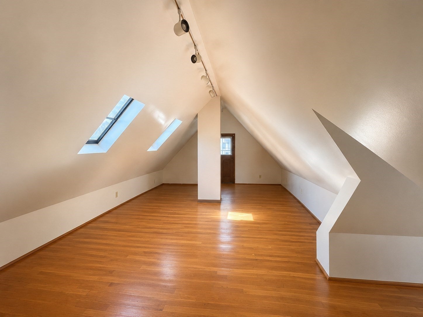 26 Eastman ST, Boston, MA Photo #12
