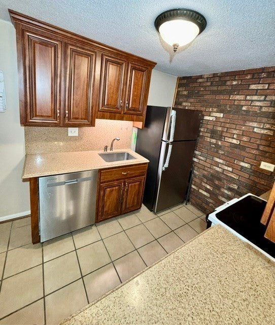 6 Meadowbrook Ln 4