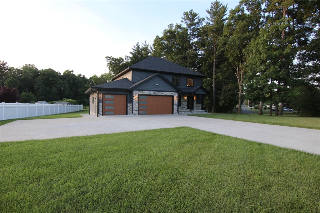 27 Breighly Way