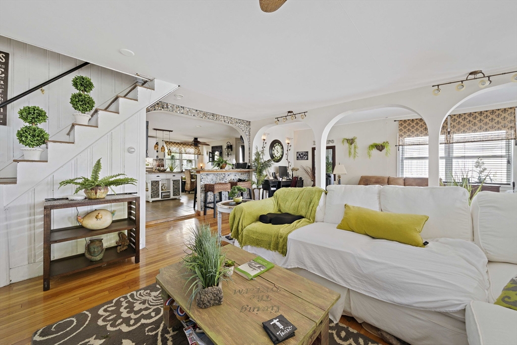 5 Caldwell St