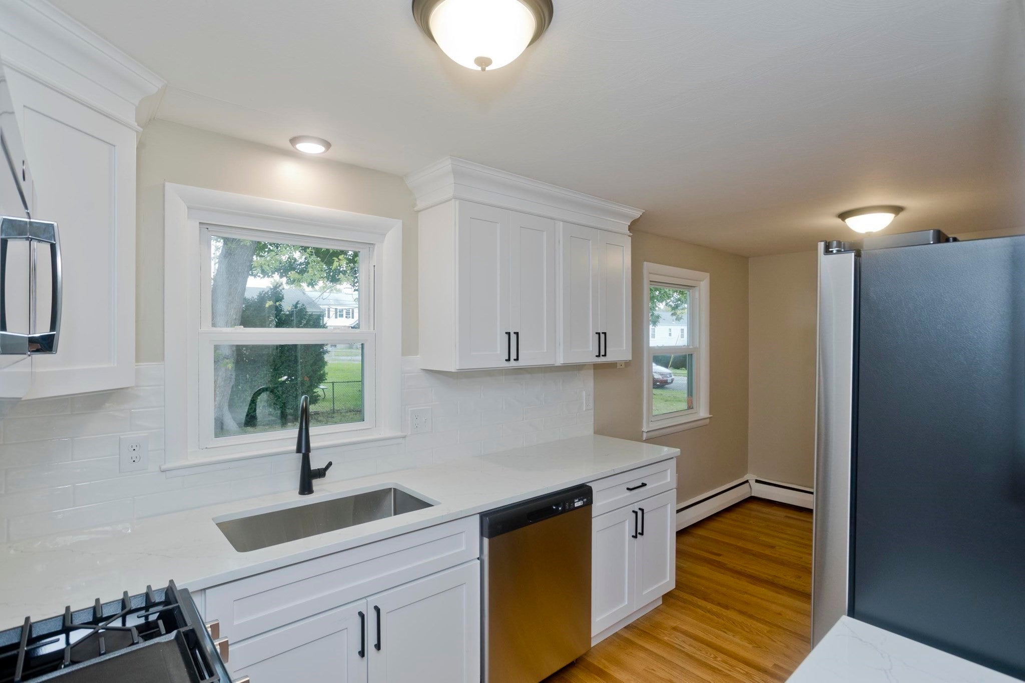 82 Gill St, Chicopee, MA, 82 Gill St, Chicopee, MA Photo #3