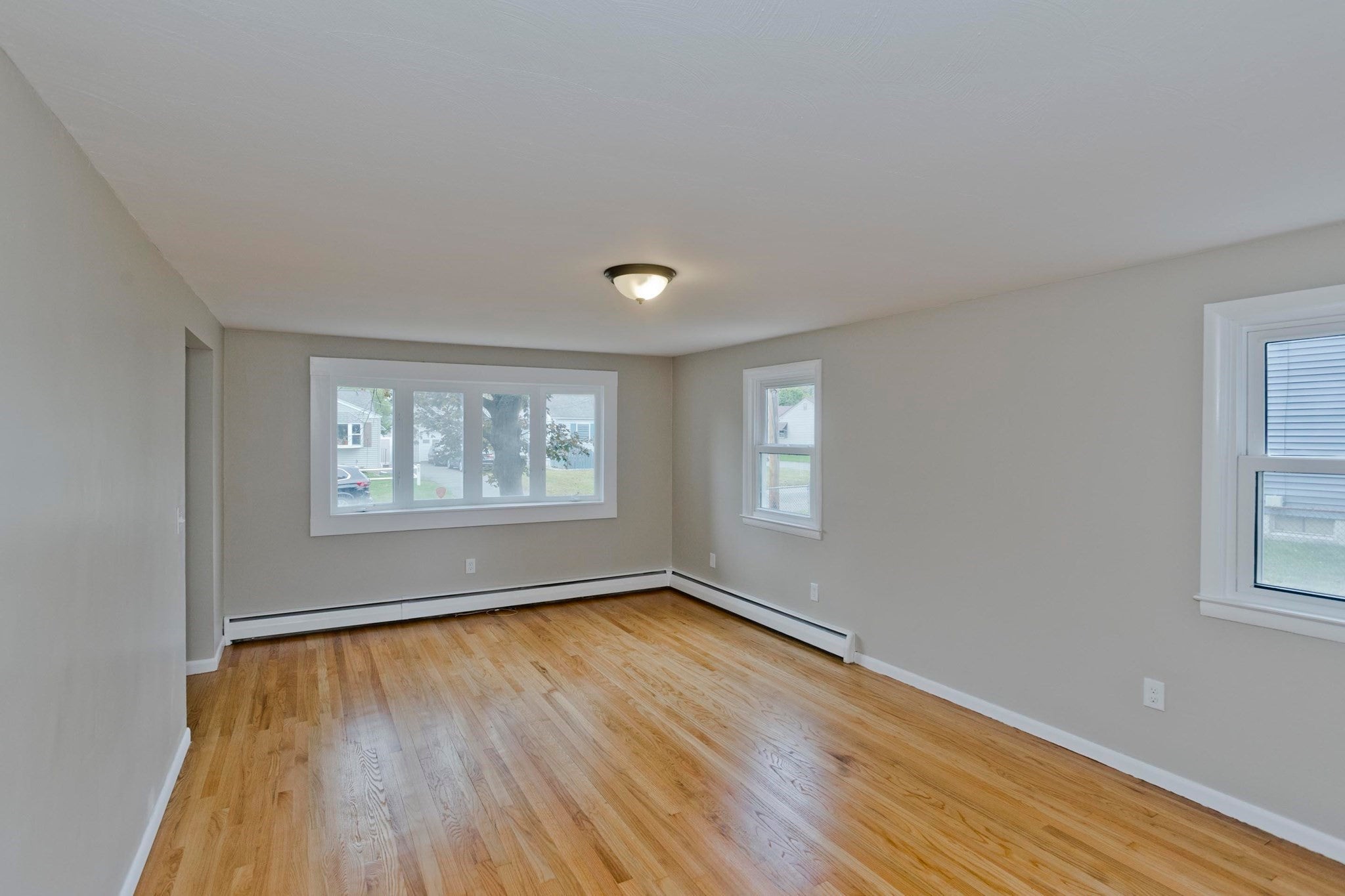 82 Gill St, Chicopee, MA, 82 Gill St, Chicopee, MA Photo #8