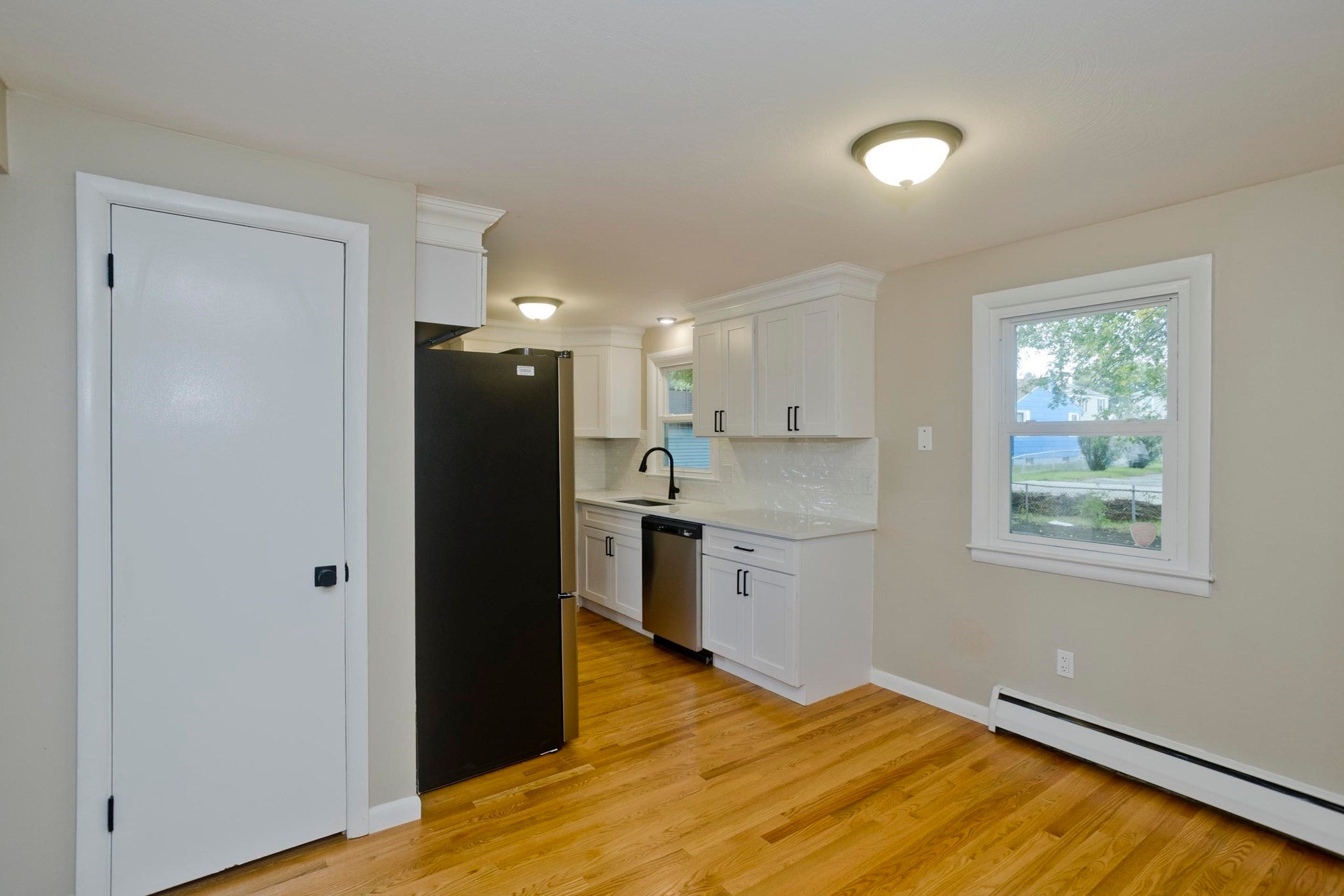 82 Gill St, Chicopee, MA, 82 Gill St, Chicopee, MA Photo #6