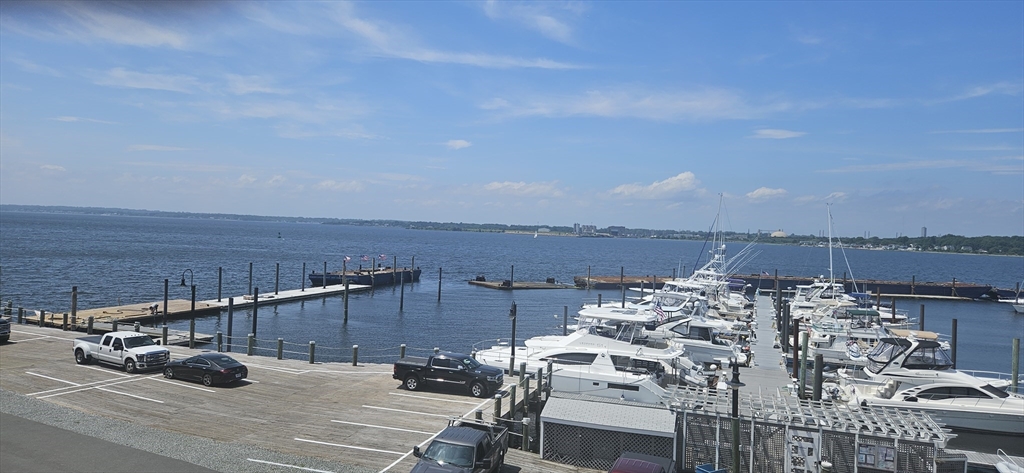 700 Shore Drive 513
