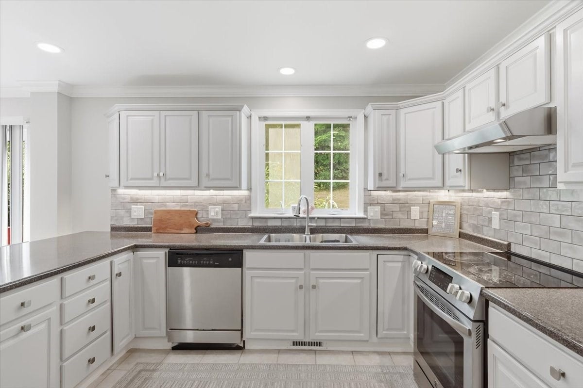183 Arthur Street, Framingham, MA, 183 Arthur Street, Framingham, MA Photo #12