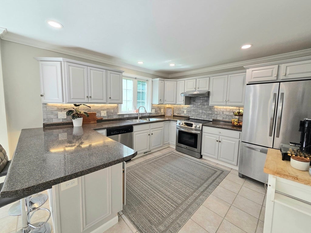 183 Arthur Street, Framingham, MA Photo #6