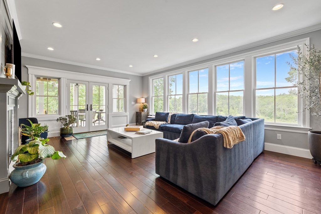 14 Reiling Pond Rd