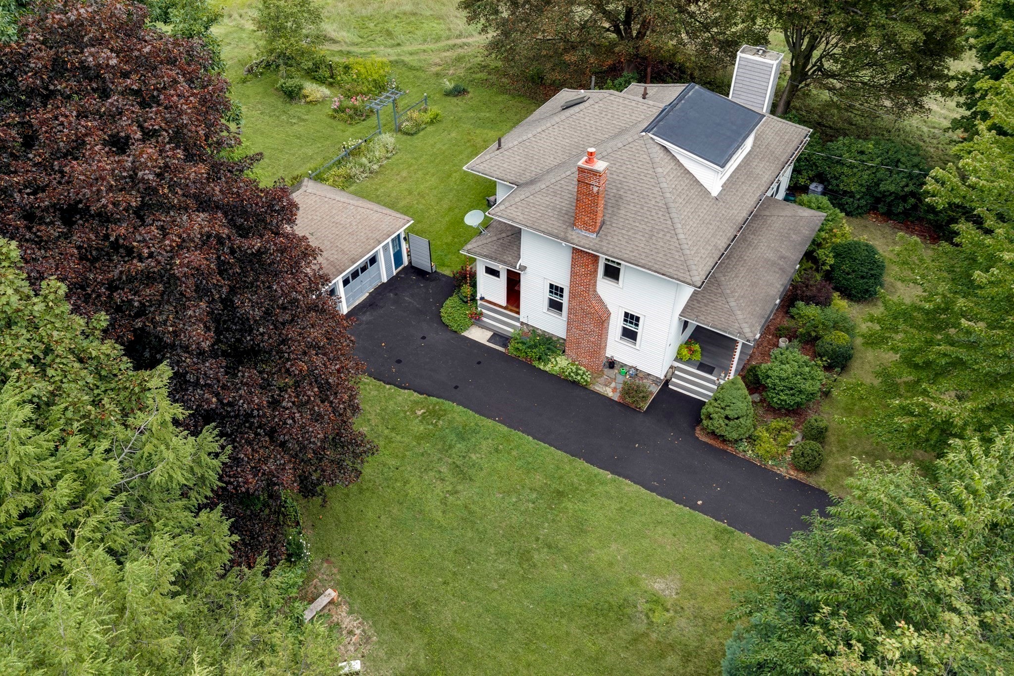 26 Nelson Pl, Worcester, MA, 26 Nelson Pl, Worcester, MA Photo #2