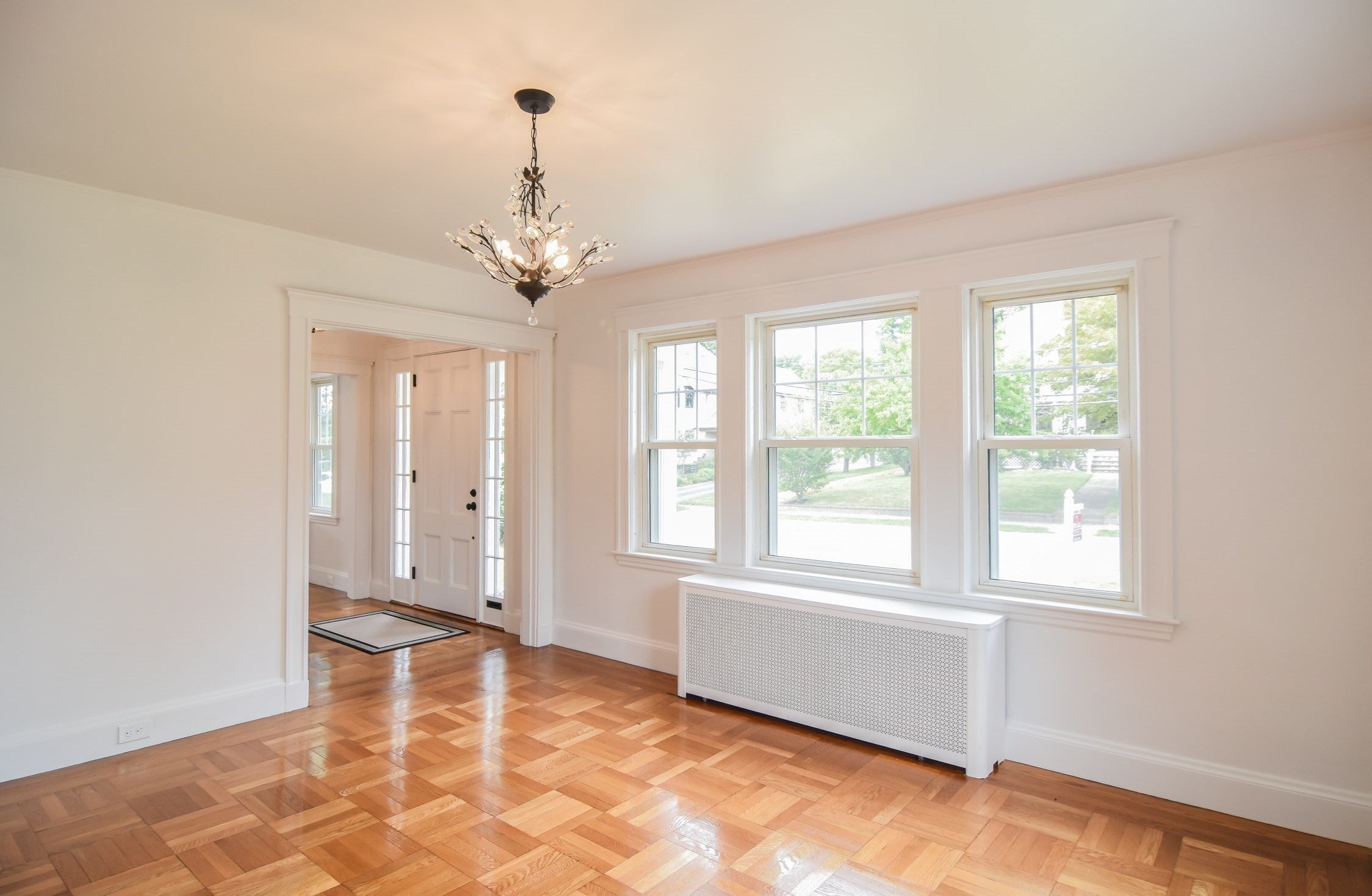 19 Stoneleigh Rd, Watertown, MA, 19 Stoneleigh Rd, Watertown, MA Photo #6