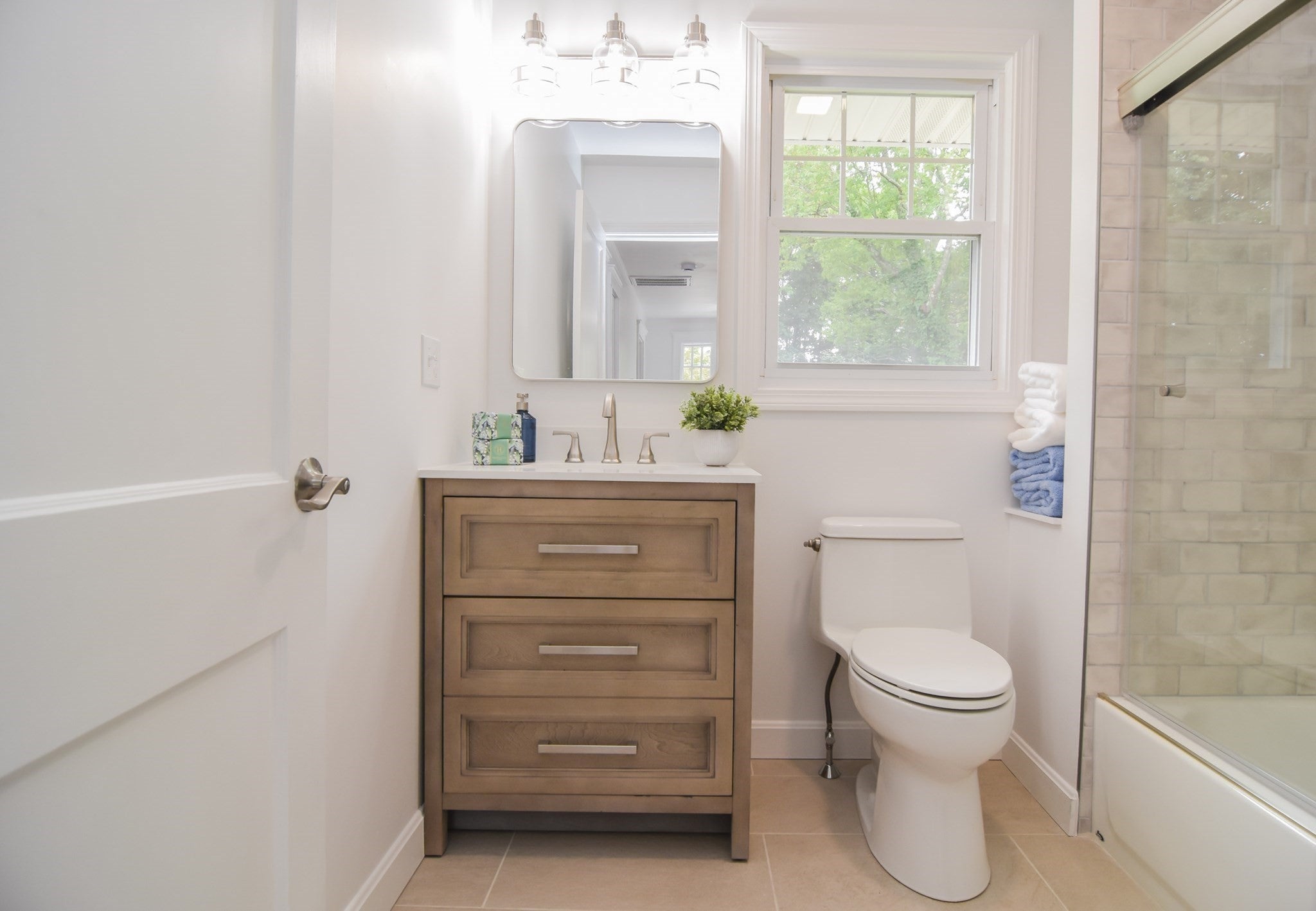 19 Stoneleigh Rd, Watertown, MA, 19 Stoneleigh Rd, Watertown, MA Photo #29
