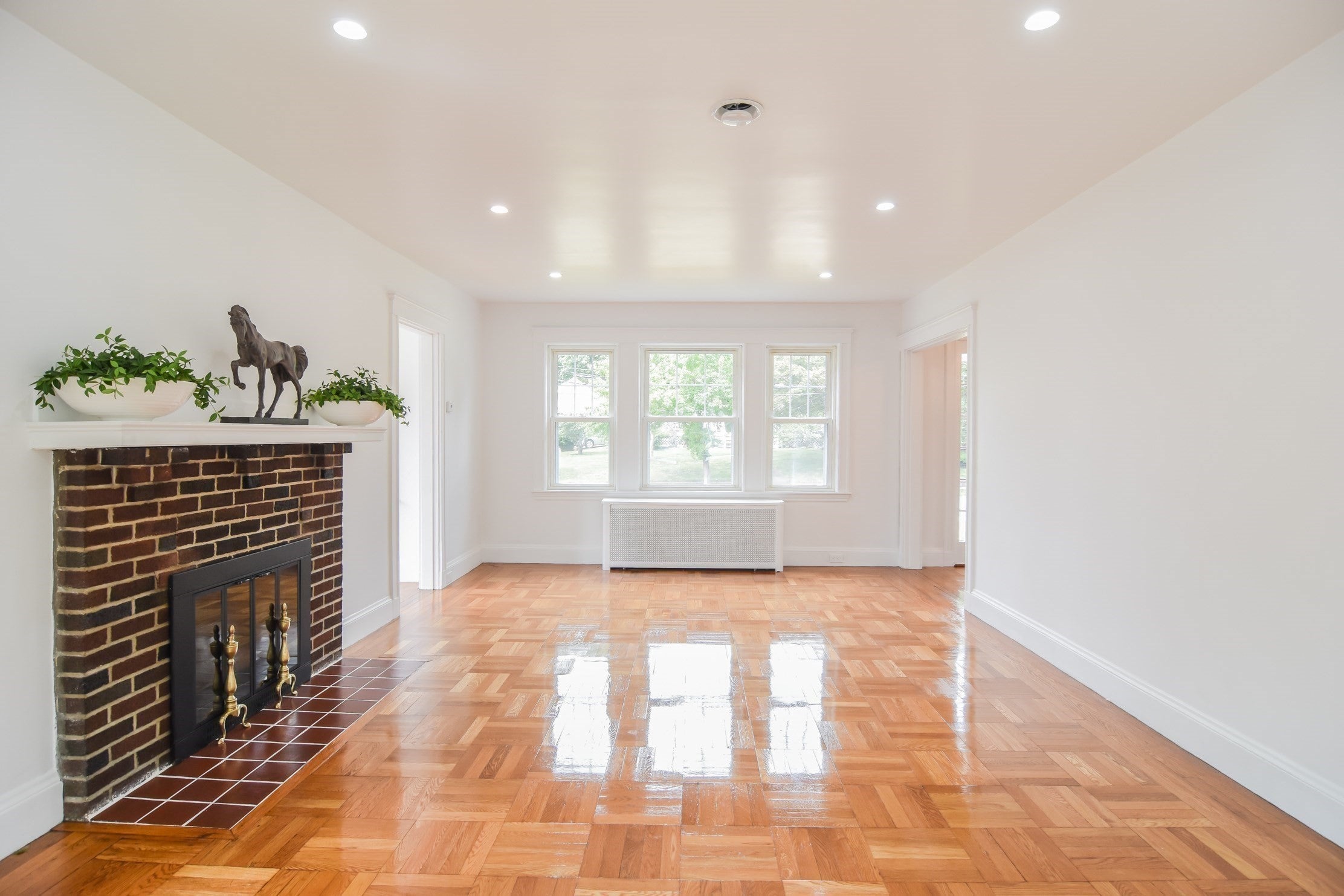 19 Stoneleigh Rd, Watertown, MA, 19 Stoneleigh Rd, Watertown, MA Photo #8