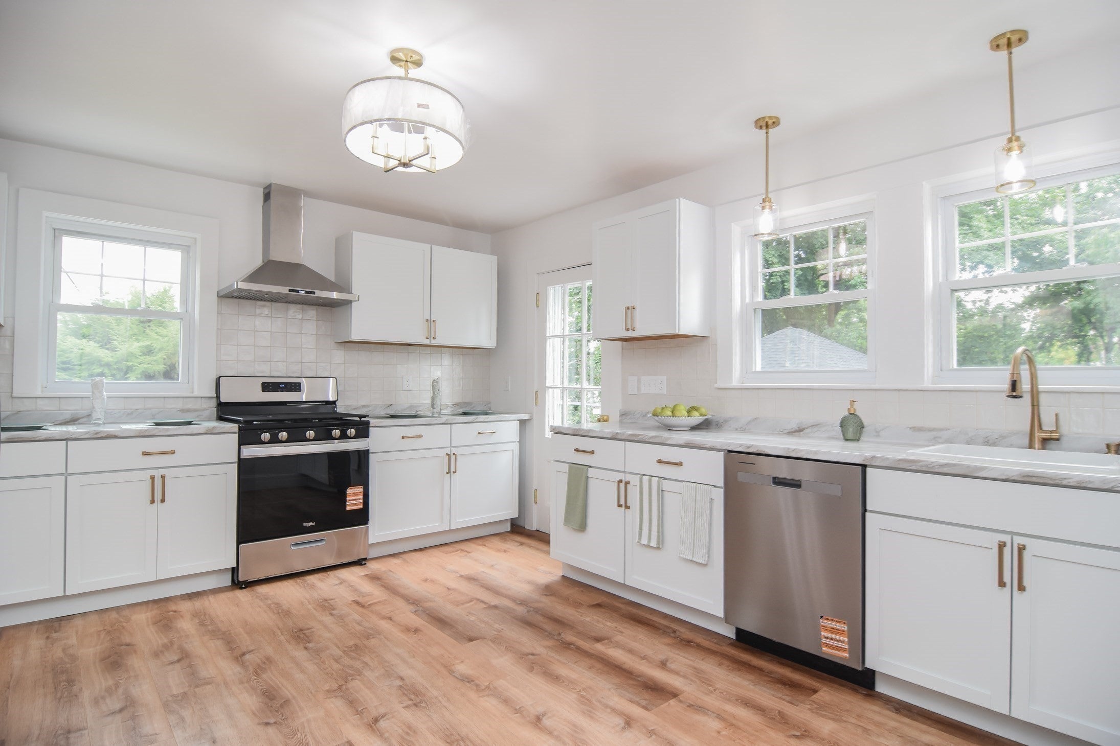 19 Stoneleigh Rd, Watertown, MA, 19 Stoneleigh Rd, Watertown, MA Photo #12