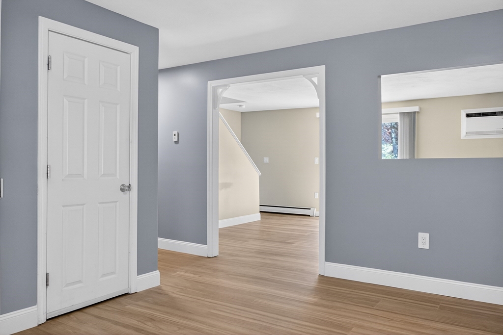 213 Bayberry Hill Ln 213