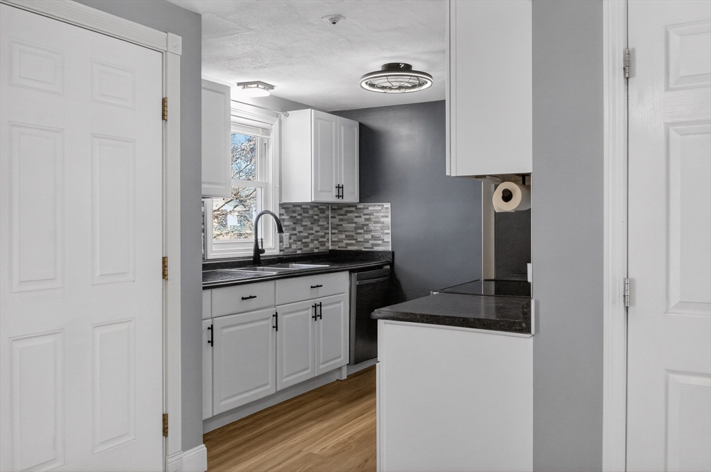 213 Bayberry Hill Ln 213