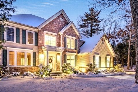 19 Beechwood Circle Northborough MA 01532