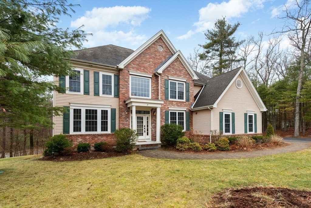 19 Beechwood Circle