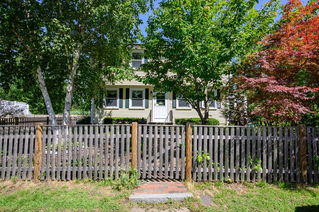 54 Katherine St