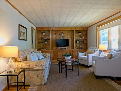 71 Francis Wyman Rd Burlington MA 01803