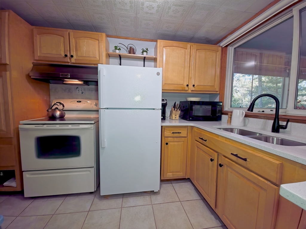 71 Francis Wyman Rd