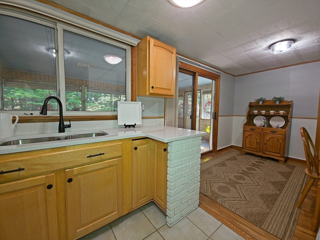 71 Francis Wyman Rd