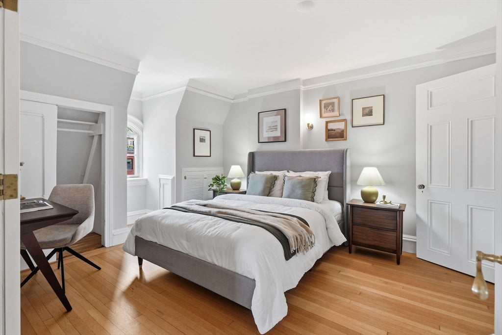 334 Beacon St #10, Boston, MA, 334 Beacon St #10, Boston, MA Photo #11
