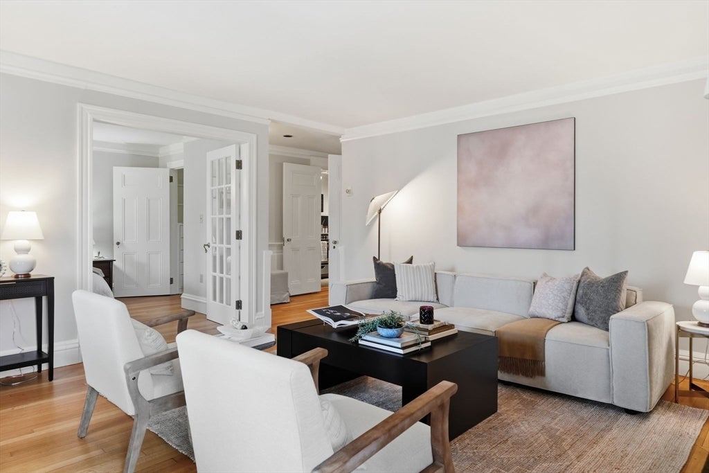 334 Beacon St #10, Boston, MA, 334 Beacon St #10, Boston, MA Photo #4