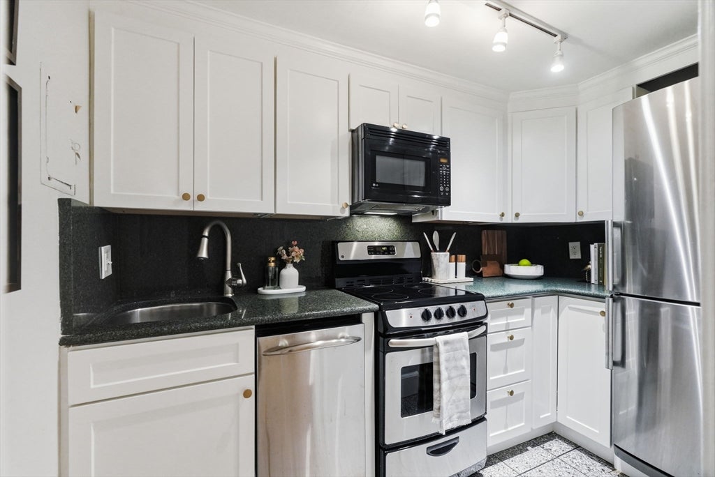 334 Beacon St #10, Boston, MA, 334 Beacon St #10, Boston, MA Photo #20