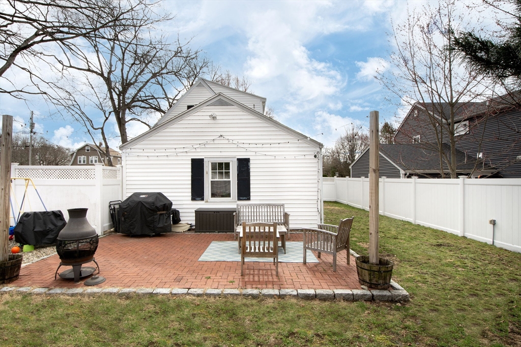 14 Sumner Ave