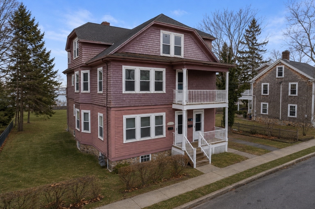 25-27 Lafayette St #1, Fairhaven, MA, 25-27 Lafayette St #1, Fairhaven, MA Photo #1