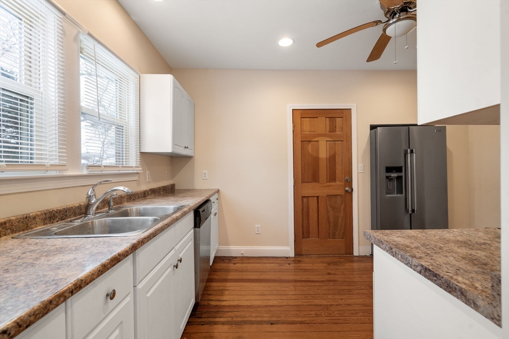 25-27 Lafayette St #1, Fairhaven, MA, 25-27 Lafayette St #1, Fairhaven, MA Photo #5