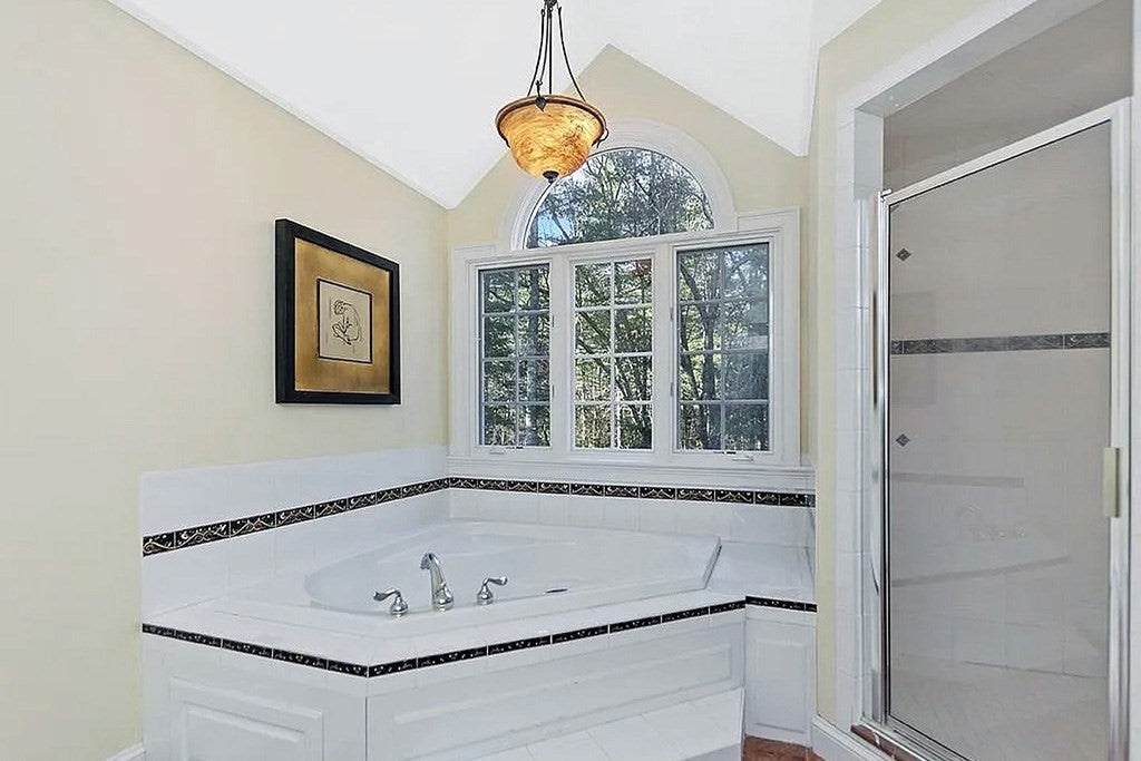 28 Meachen Lane, Sudbury, MA, 28 Meachen Lane, Sudbury, MA Photo #12