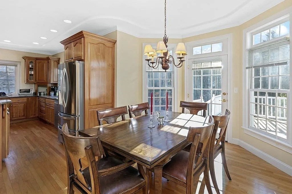 28 Meachen Lane, Sudbury, MA, 28 Meachen Lane, Sudbury, MA Photo #3