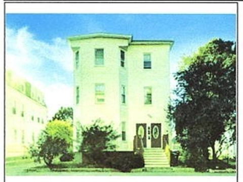18 Walnut St Brockton MA 02301