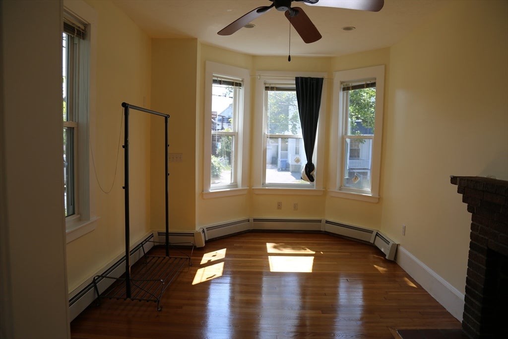 130 Ash St #1, Waltham, MA, 130 Ash St #1, Waltham, MA Photo #5