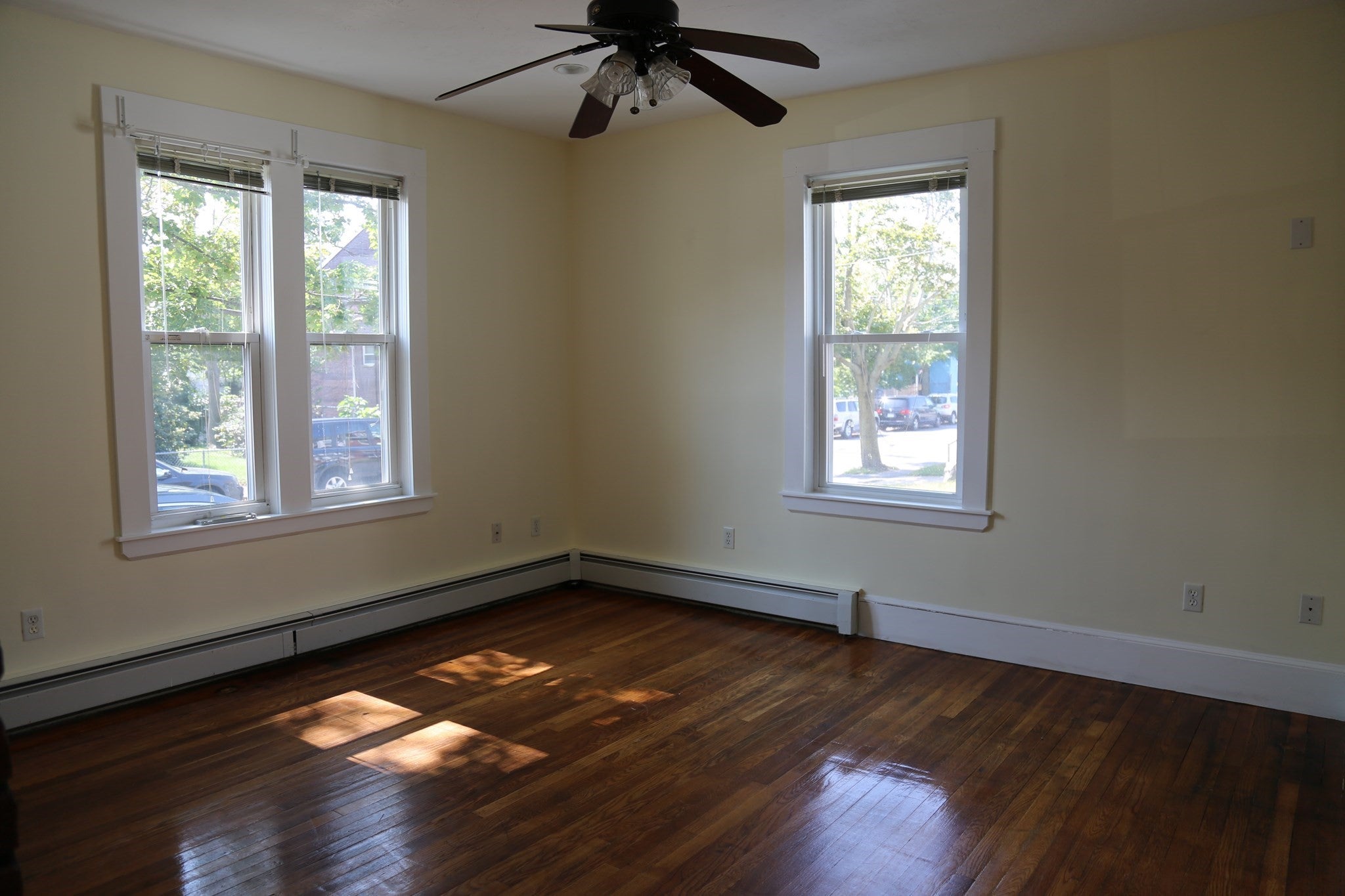 130 Ash St #1, Waltham, MA, 130 Ash St #1, Waltham, MA Photo #1