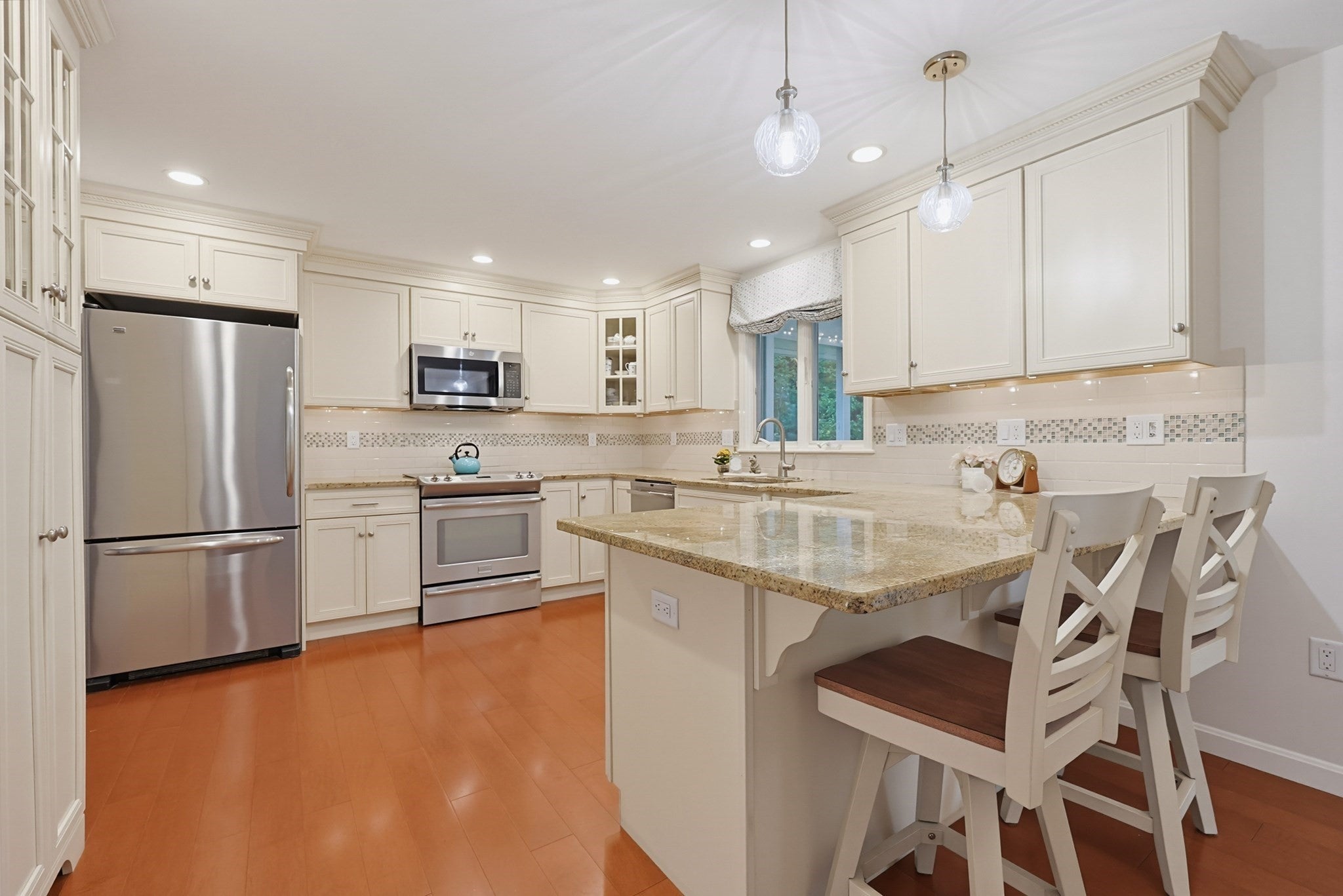45 Surrey Dr, Mansfield, MA, 45 Surrey Dr, Mansfield, MA Photo #5
