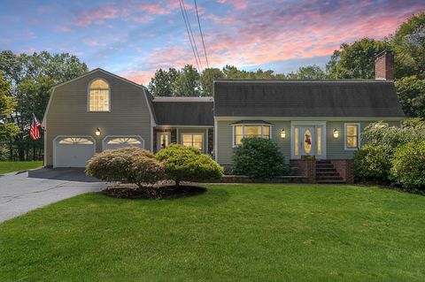 16 Jackie Dr Millbury MA 01527