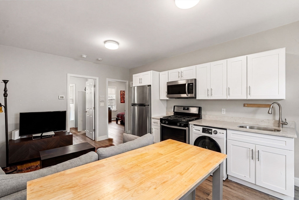 397 K St #2, Boston, MA Photo #3