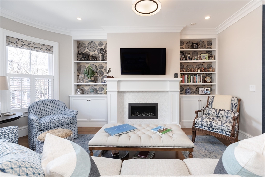 196 West Brookline Street 2