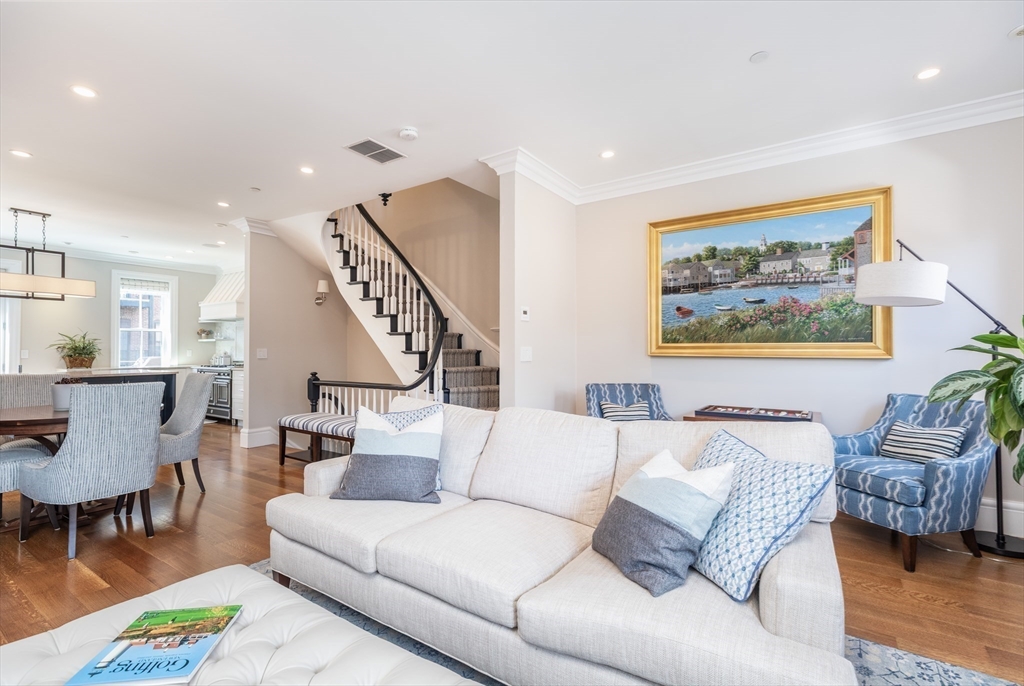 196 West Brookline Street 2