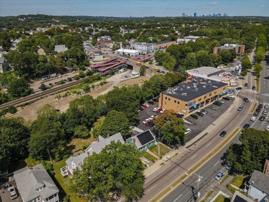 715-719 Truman Hwy