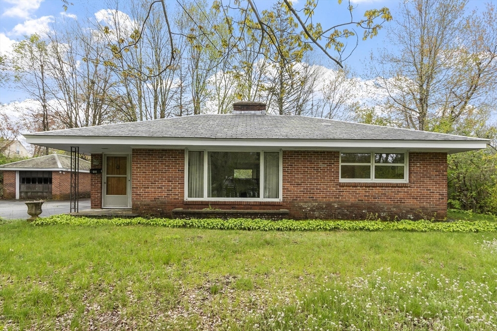 614 Parker St