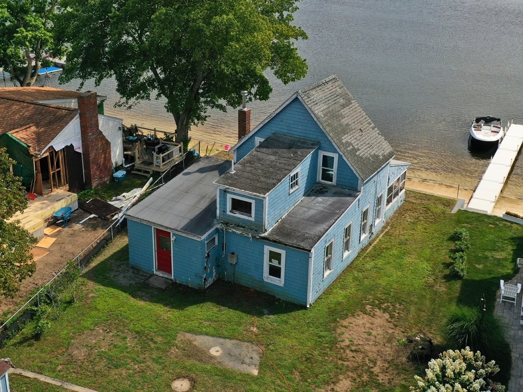 44 Blueberry Lane