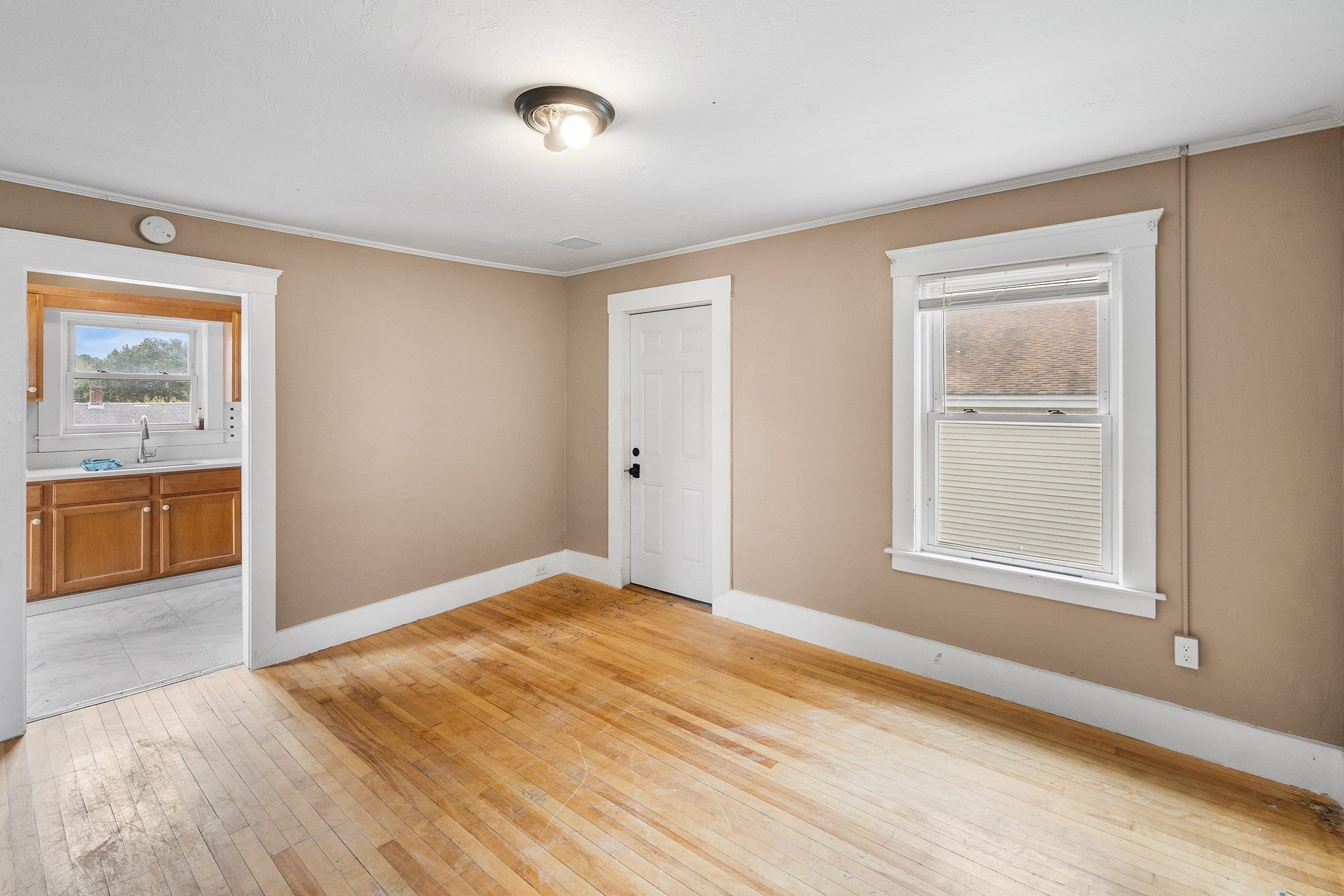 151 Central St, Leominster, MA, 151 Central St, Leominster, MA Photo #3