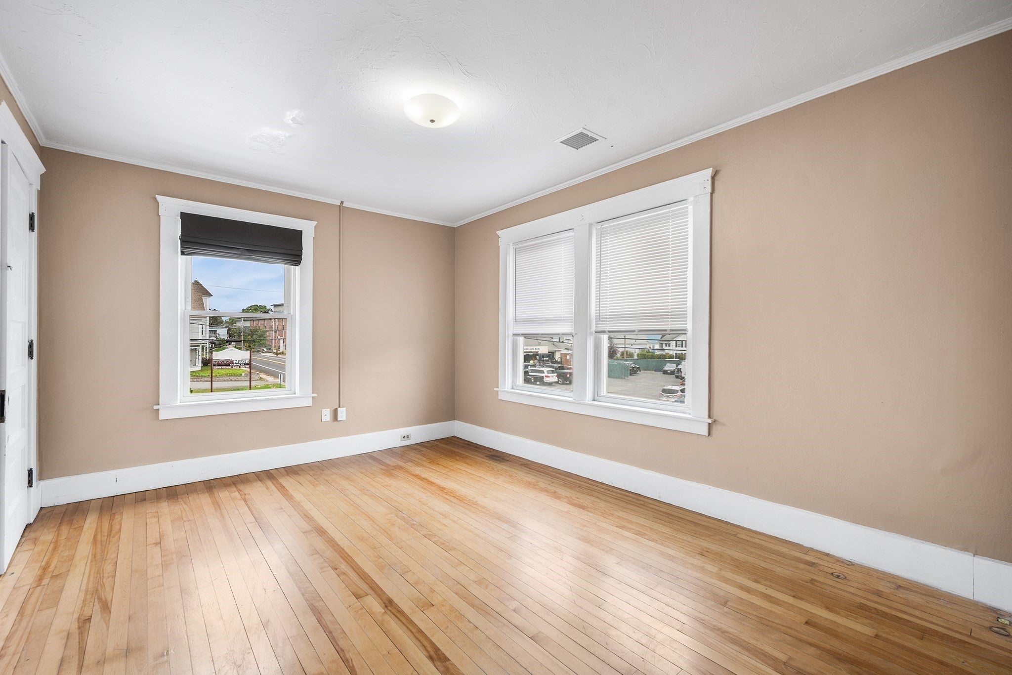 151 Central St, Leominster, MA, 151 Central St, Leominster, MA Photo #9